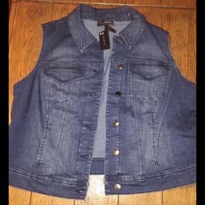 BNWT size 20 denim vest Lane Bryant